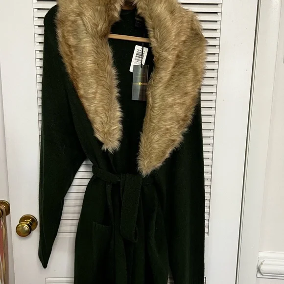 Torrid Outlander cardigan with faux fur - Picture 1 of 6